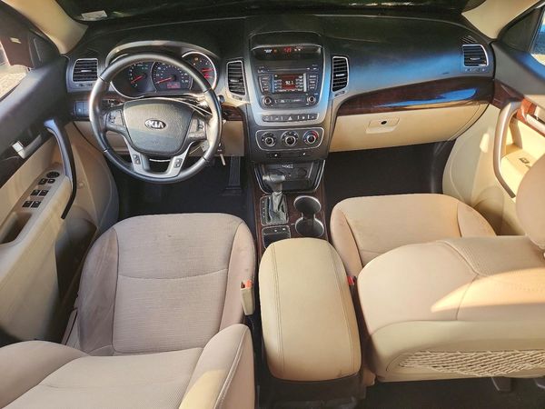 2015 KIA SORENTO GL