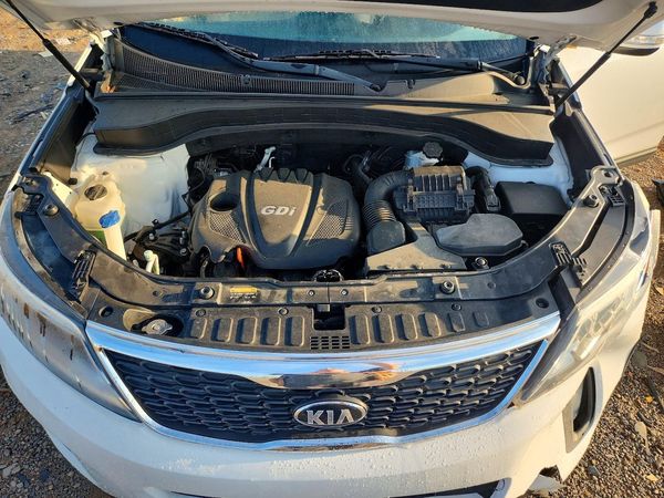 2015 KIA SORENTO GL