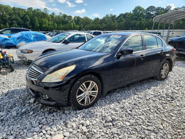 2013 INFINITI G37