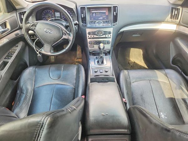 2013 INFINITI G37