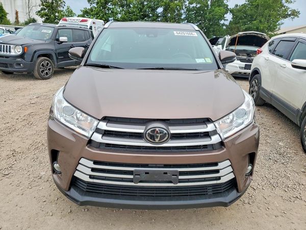 2018 TOYOTA HIGHLANDER