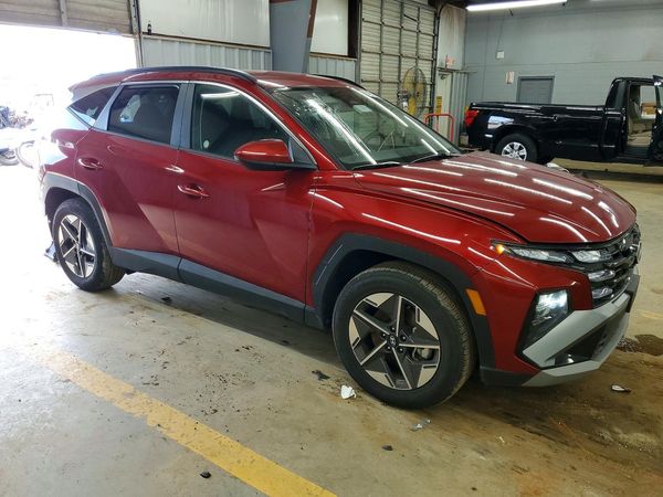 2026 HYUNDAI TUCSON SEL, SEL Plus