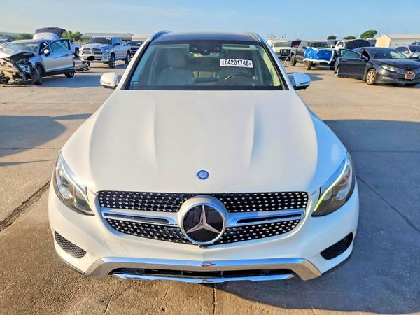 2016 MERCEDES-BENZ GLC GLC300