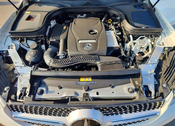 2016 MERCEDES-BENZ GLC GLC300