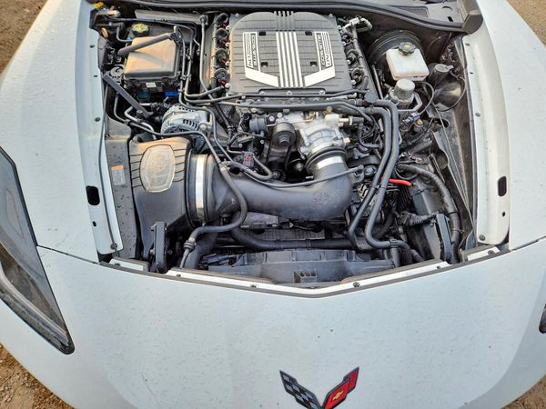2016 CHEVROLET CORVETTE Premium 2LZ w/Z06 — Engine bay