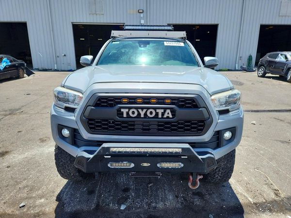 2019 TOYOTA TACOMA SR5