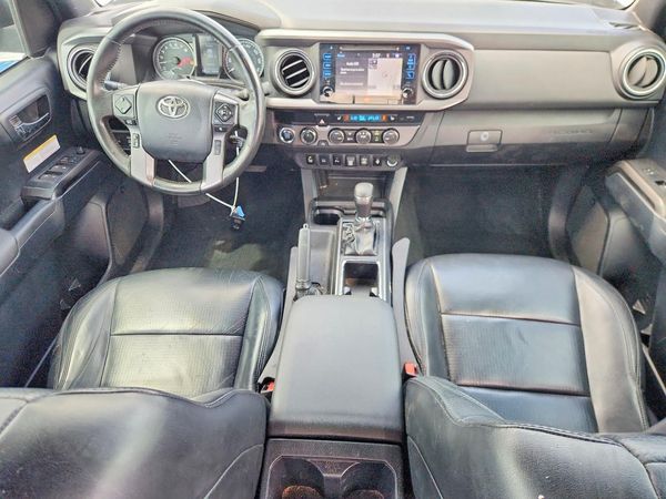 2019 TOYOTA TACOMA SR5