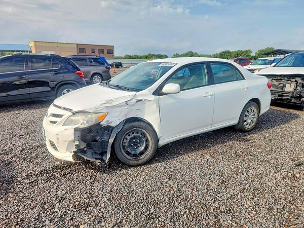 2012 TOYOTA COROLLA