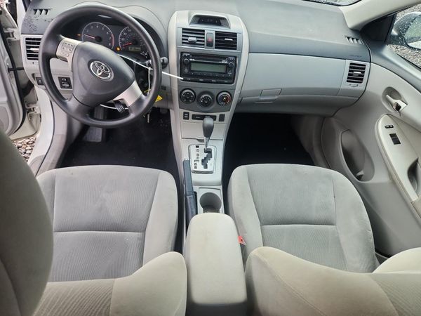 2012 TOYOTA COROLLA