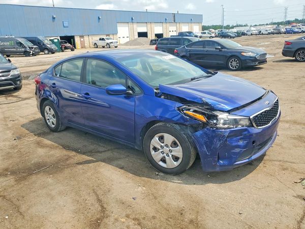 2017 KIA FORTE LX Base