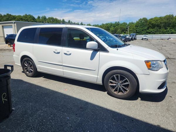 2017 DODGE GRAND CARAVAN SXT