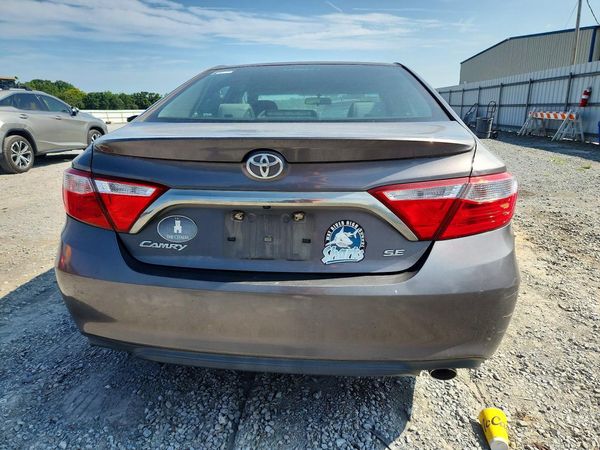 2016 TOYOTA CAMRY