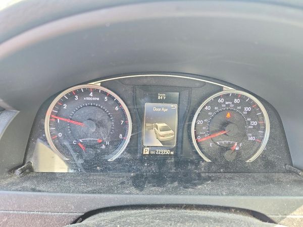 2016 TOYOTA CAMRY