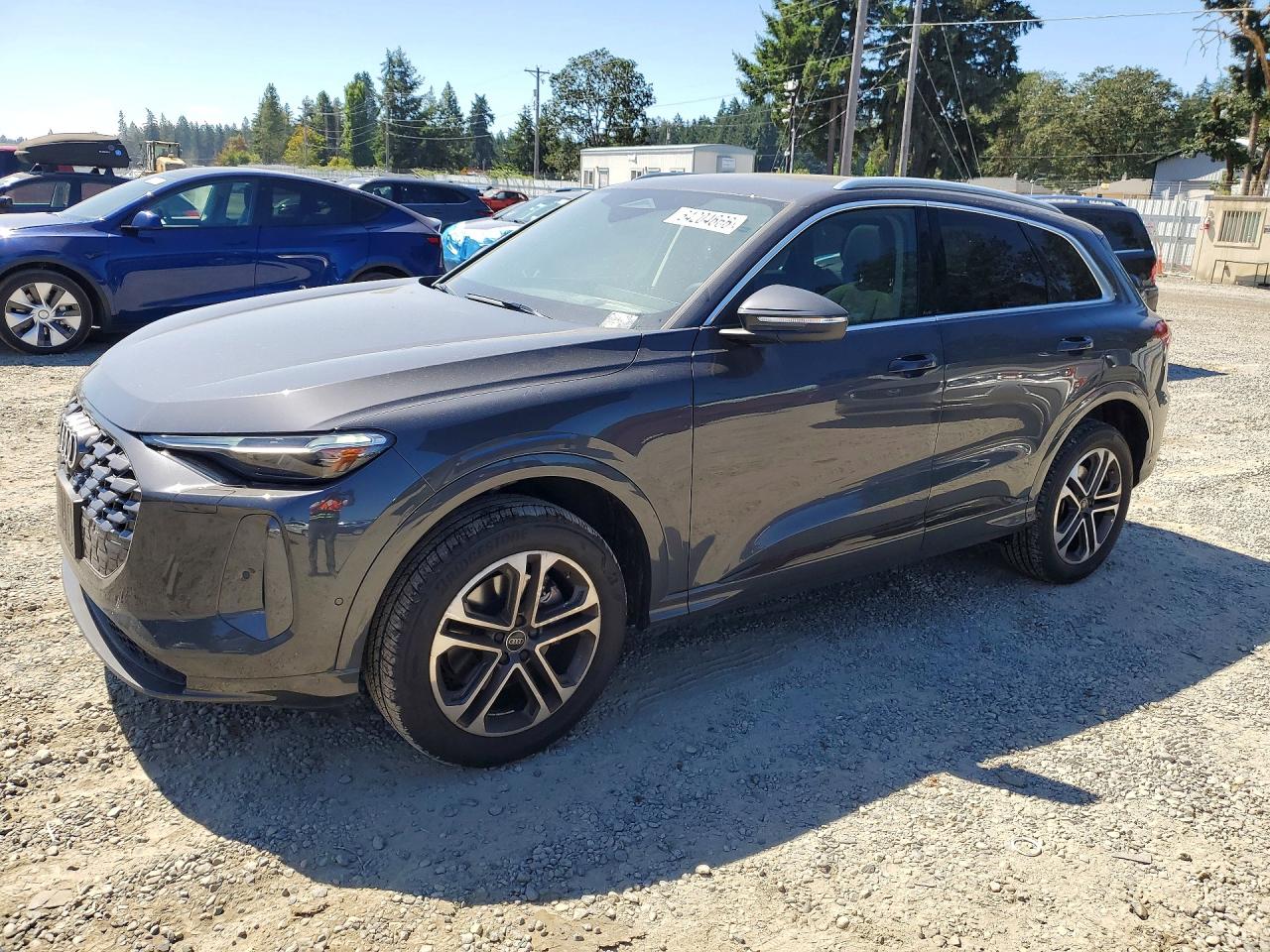 2025 AUDI Q5 quattro Premium Plus