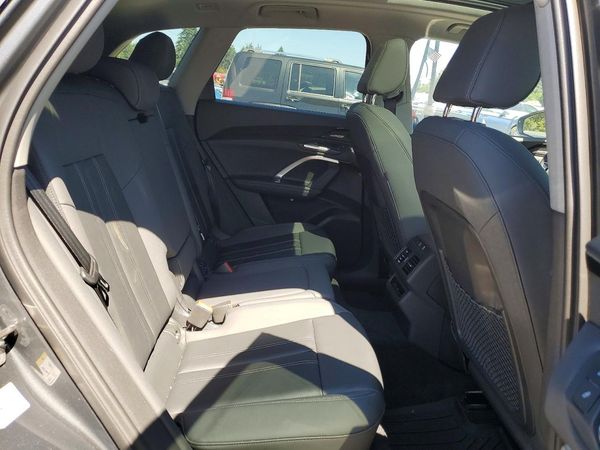 2025 AUDI Q5 quattro Premium Plus