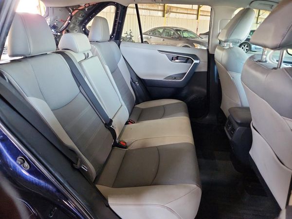 2023 TOYOTA RAV4 Limited