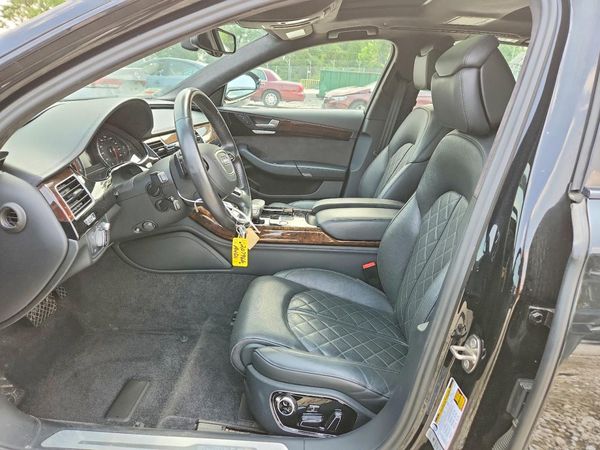 2018 AUDI A8 quattro Sport L