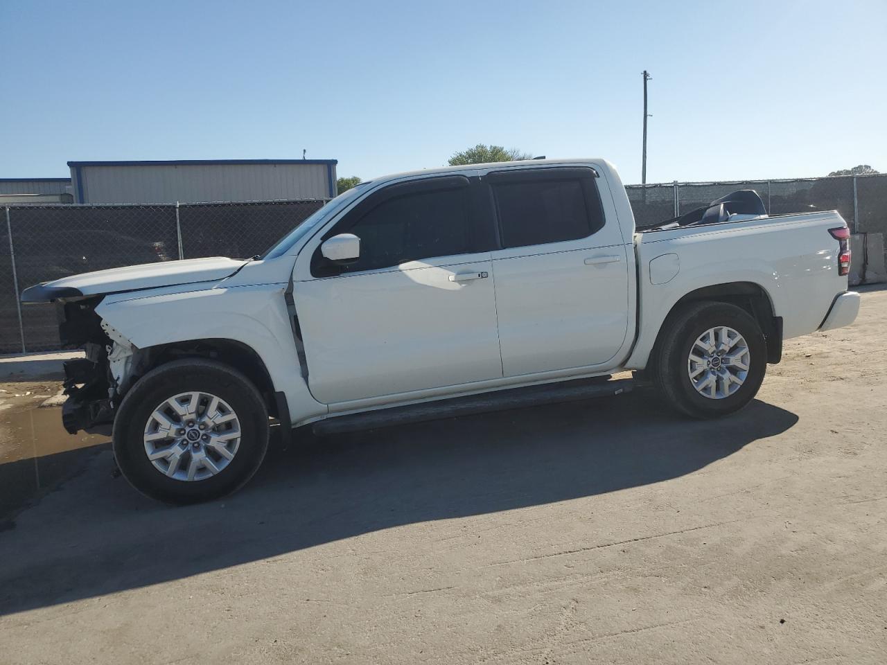 2022 NISSAN FRONTIER Crew Cab
