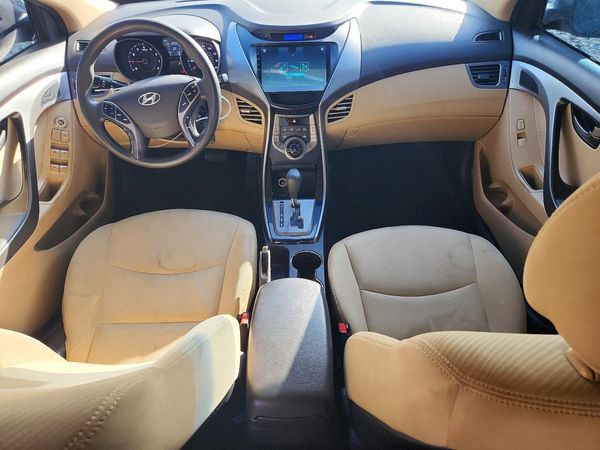 2013 HYUNDAI ELANTRA