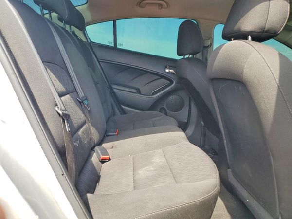 2014 KIA FORTE LX