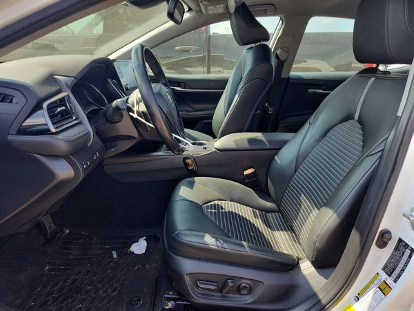 2022 TOYOTA CAMRY SE