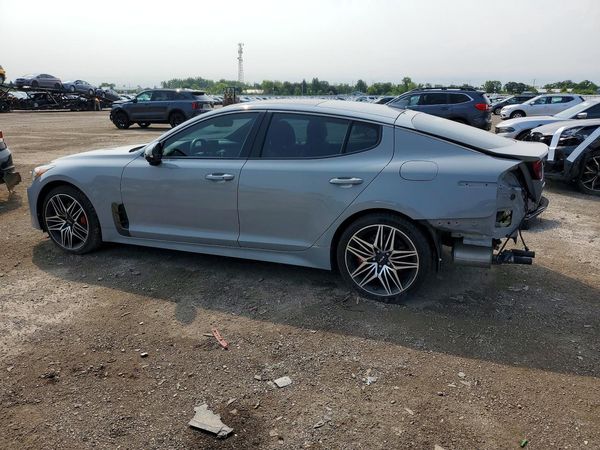 2022 KIA STINGER GT2