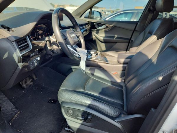 2017 AUDI Q7 quattro Prestige
