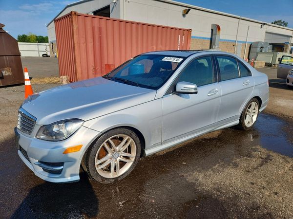 2012 MERCEDES-BENZ C C300 4-MATIC