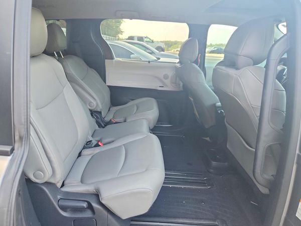 2026 TOYOTA SIENNA