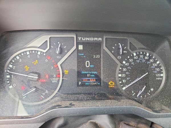 2022 TOYOTA TUNDRA SR5