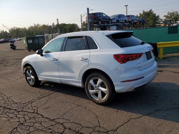 2020 AUDI Q3 quattro Premium Plus