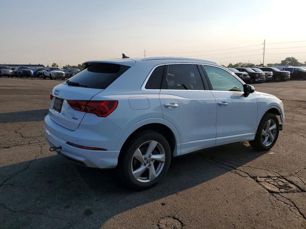 2020 AUDI Q3 quattro Premium Plus