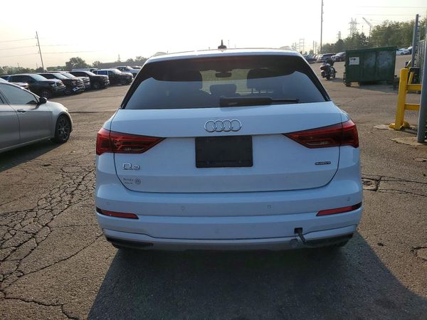 2020 AUDI Q3 quattro Premium Plus