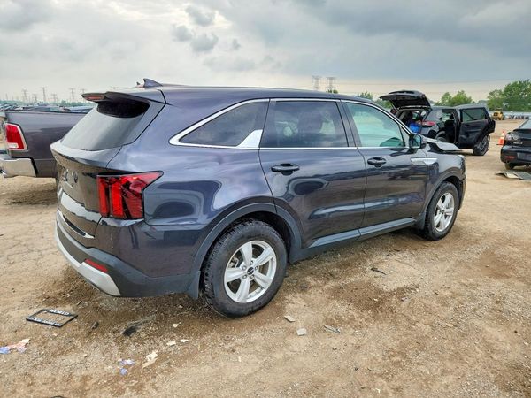 2025 KIA SORENTO