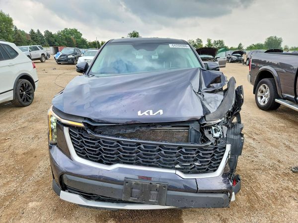 2025 KIA SORENTO