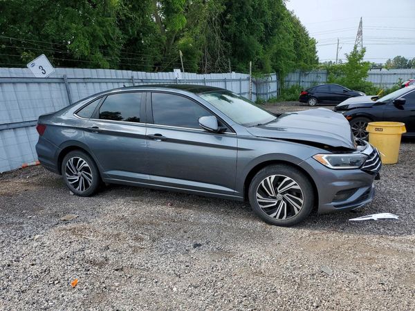 2021 VOLKSWAGEN JETTA SEL Premium