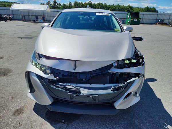 2021 TOYOTA PRIUS