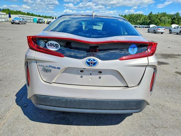 2021 TOYOTA PRIUS