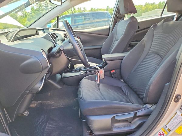 2021 TOYOTA PRIUS