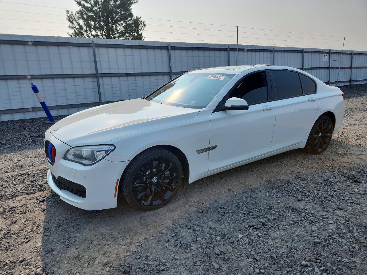 2015 BMW 750