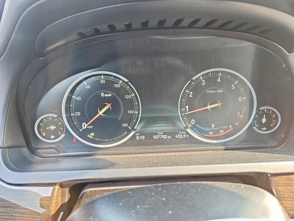 2015 BMW 750