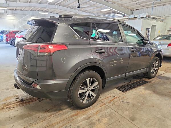 2018 TOYOTA RAV4 Adventure/XLE