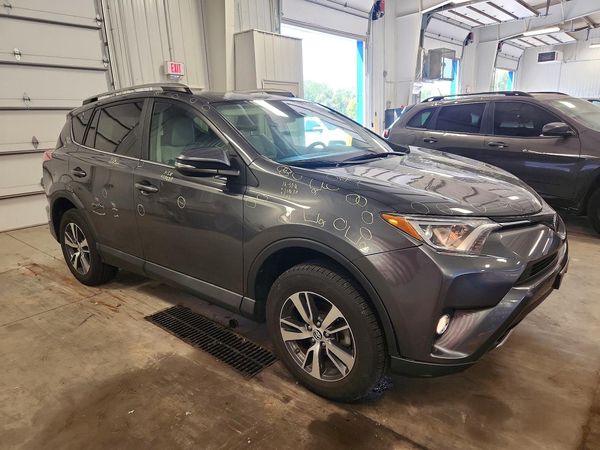 2018 TOYOTA RAV4 Adventure/XLE