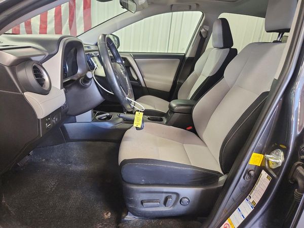 2018 TOYOTA RAV4 Adventure/XLE