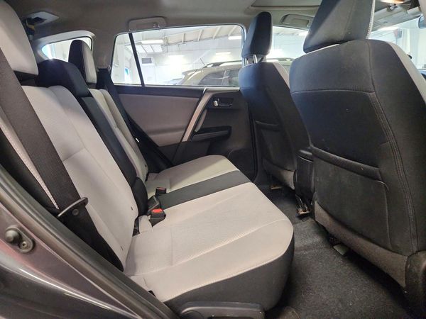 2018 TOYOTA RAV4 Adventure/XLE