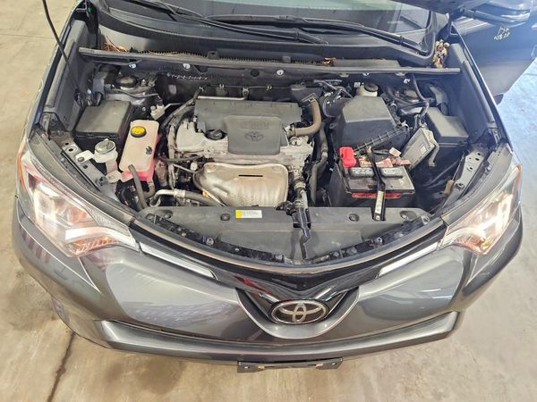2018 TOYOTA RAV4 Adventure/XLE