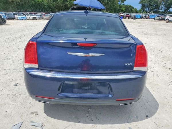 2017 CHRYSLER 300