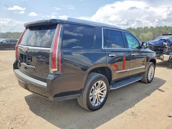 2018 CADILLAC ESCALADE