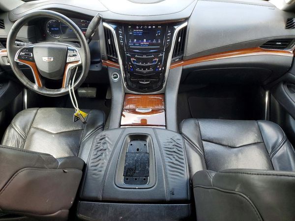2018 CADILLAC ESCALADE