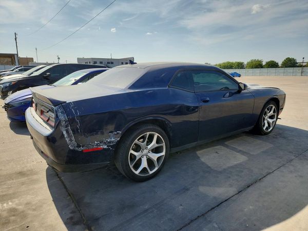 2016 DODGE CHALLENGER SXT